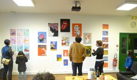 Vue générale de l'exposition des ateliers d'arts plastiques « Fête salon #2 » 